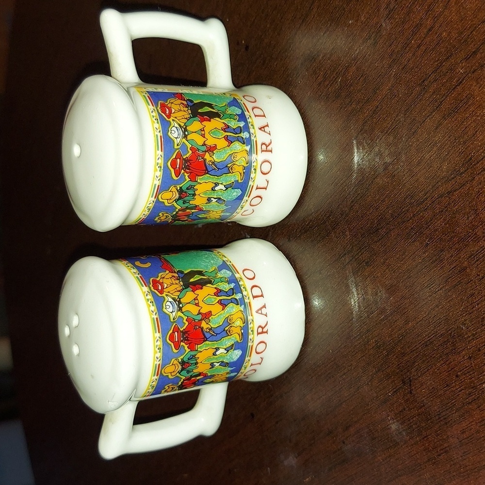 Colorado salt and pepper shakers